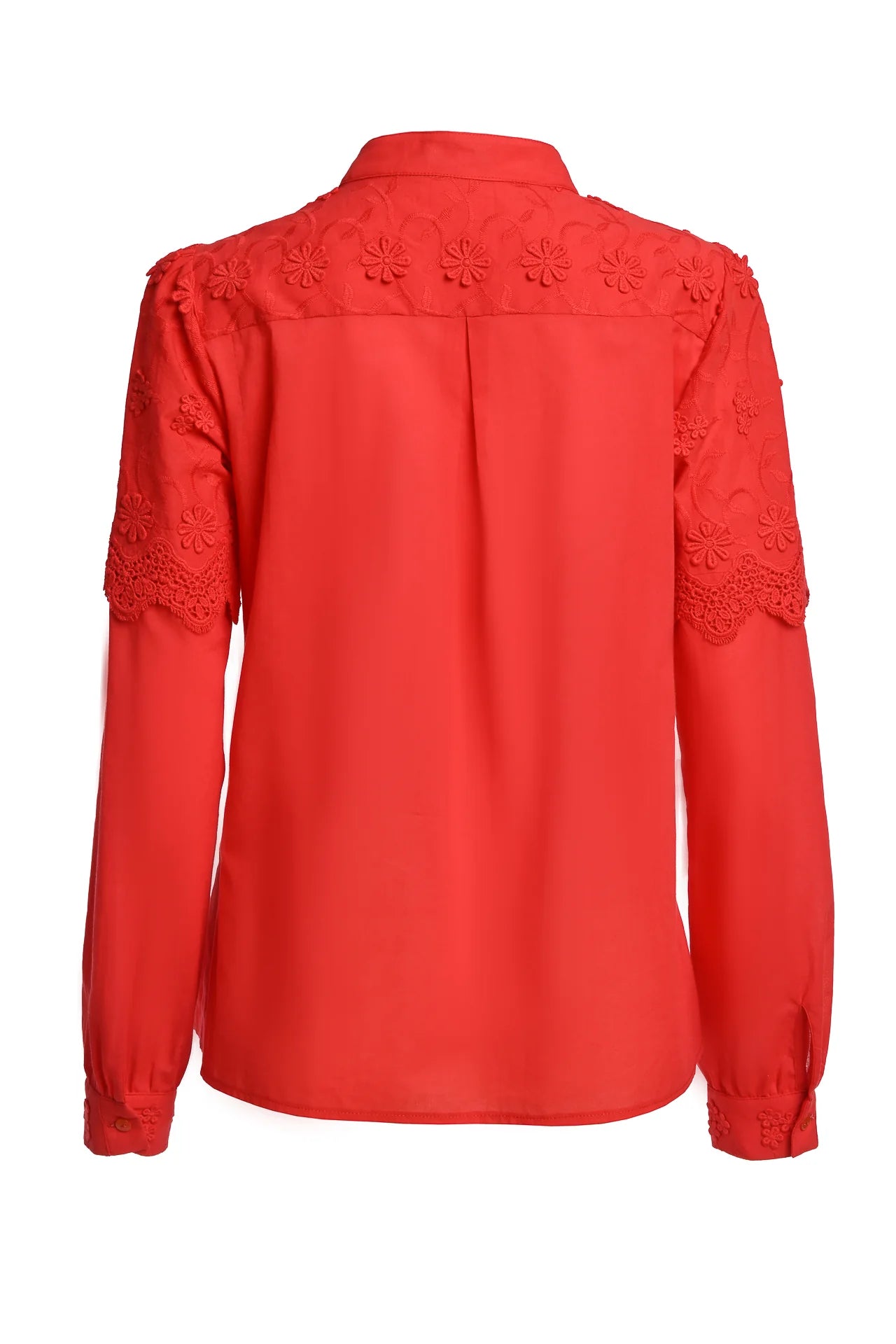 Cămașa roșie din batist de bumbac și broderie tridimensională