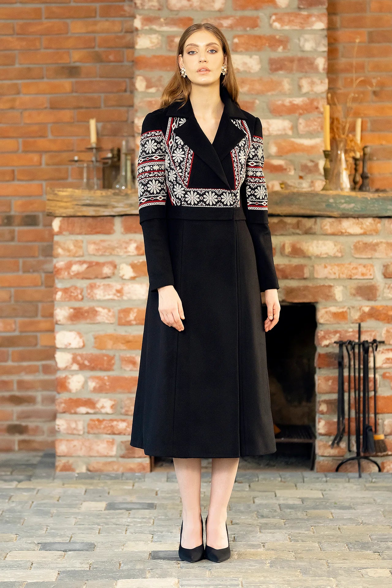 Pardesiu Lung Din Stofa De Lana Si Jacquard Tesut Carina