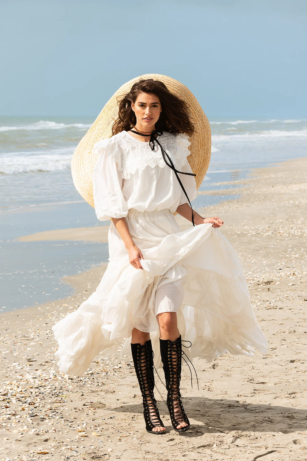 Bluza Alba Maramu cu Broderie Tridimensionala