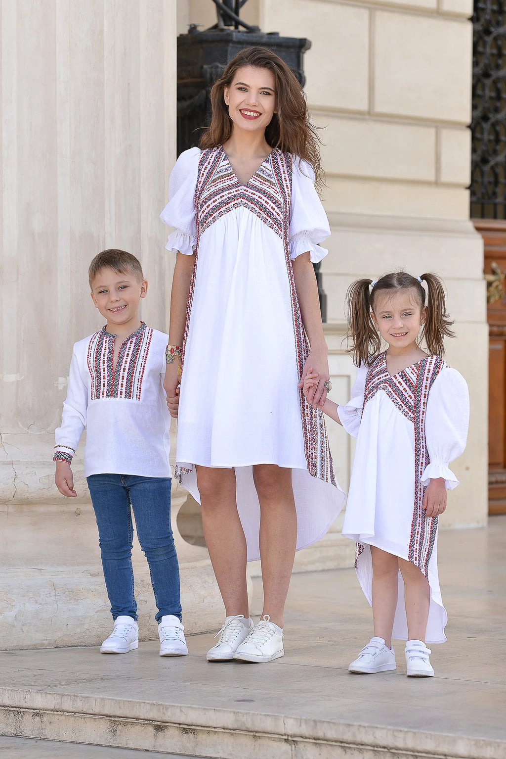 Rochita traditionala fetite Alba Agata 9 luni - 7 ani