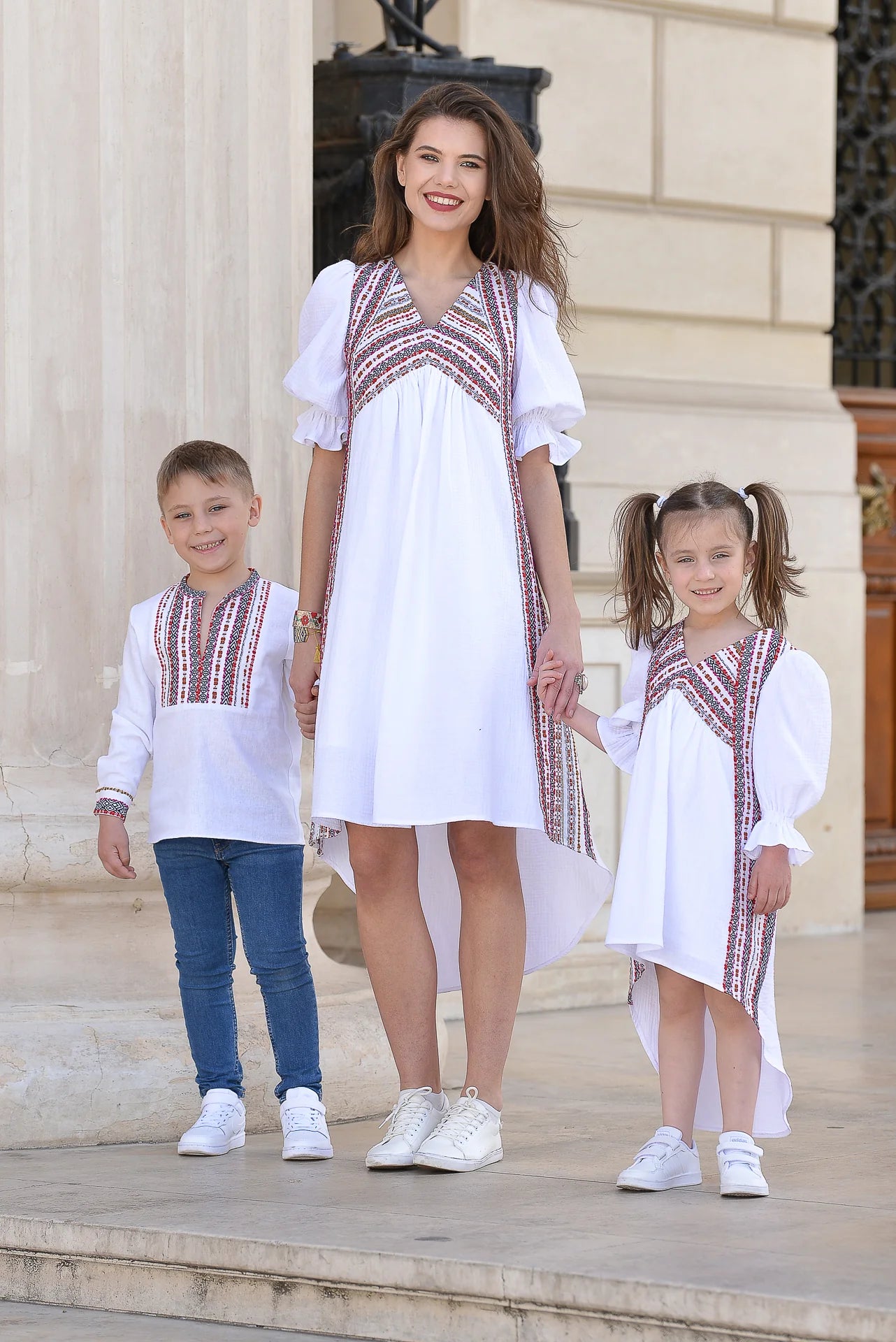 Rochita traditionala fetite Alba Agata 9 luni - 7 ani