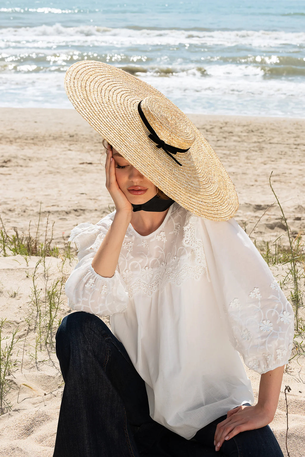 Bluza Alba Maramu cu Broderie Tridimensionala