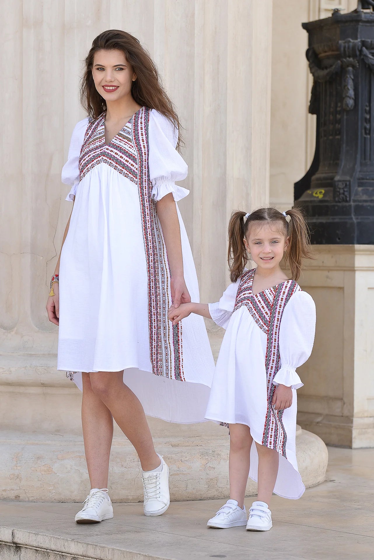 Rochita traditionala fetite Alba Agata 9 luni - 7 ani