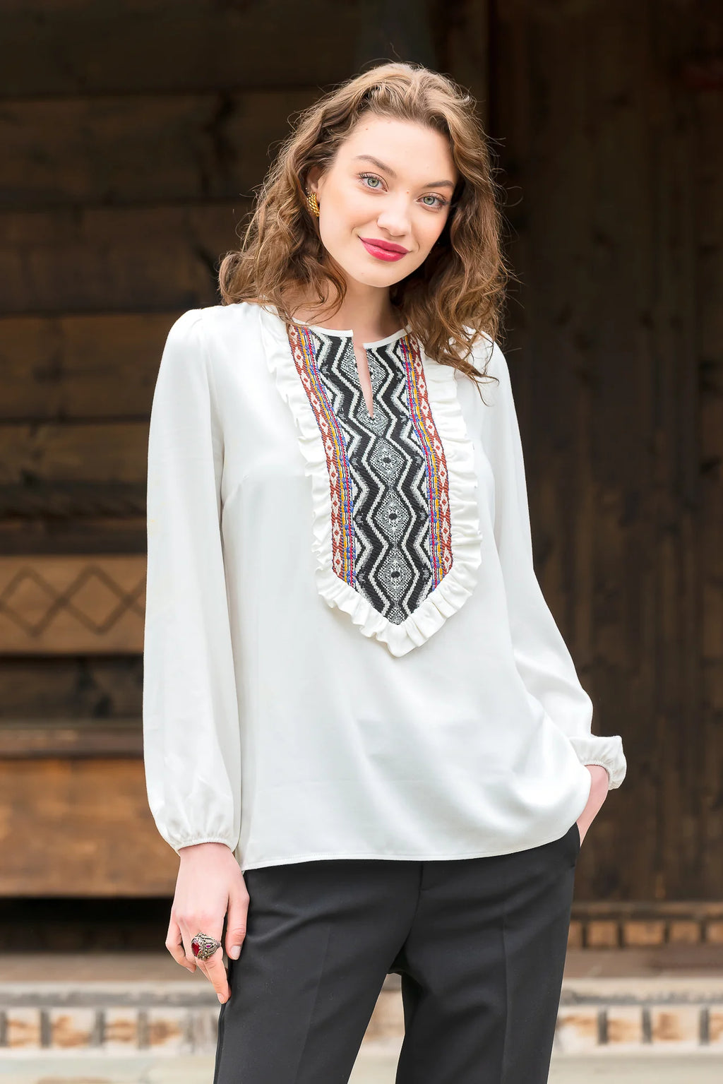 Bluza Stilizata Coloana Infinitului