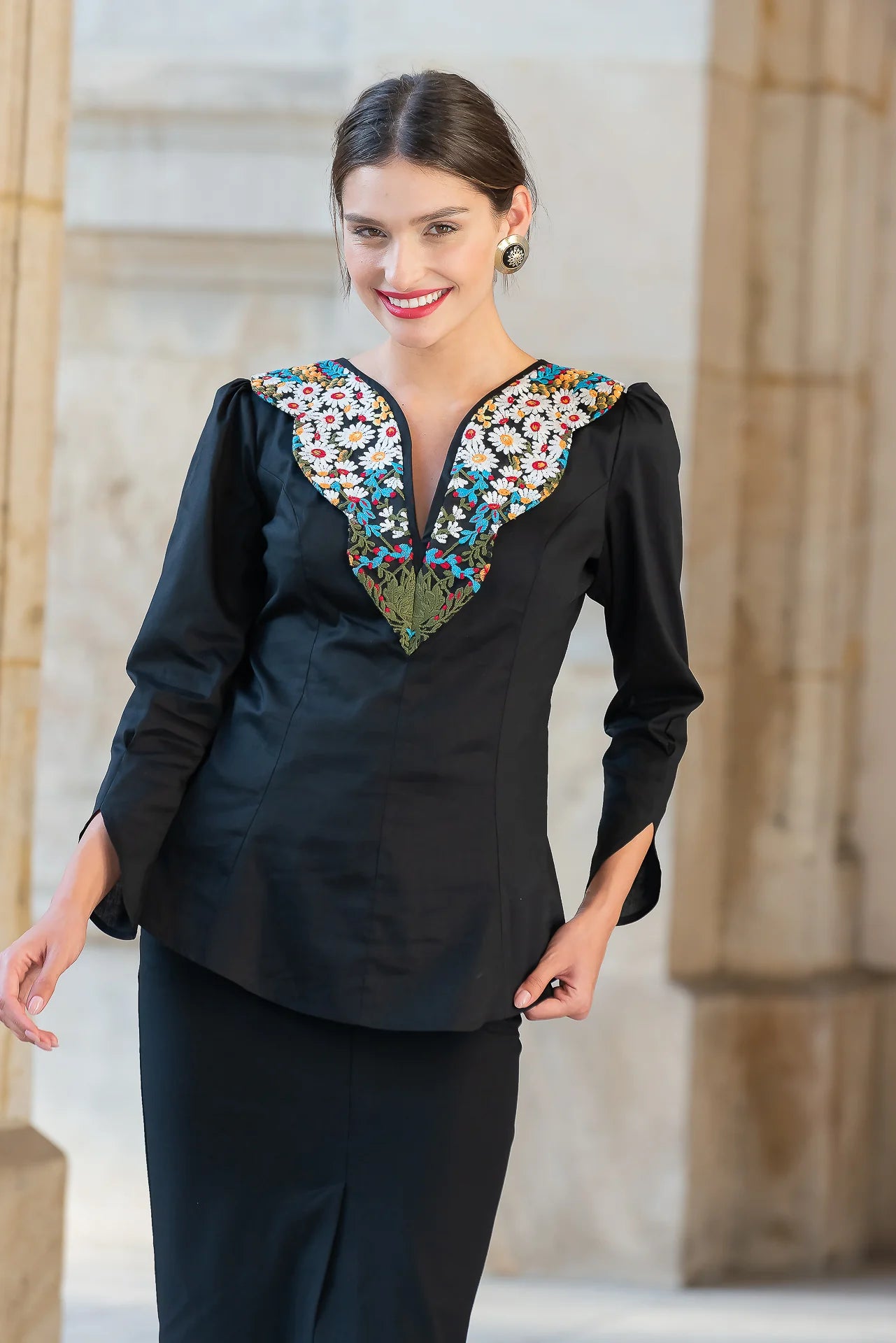 Camasa Neagra Flora
