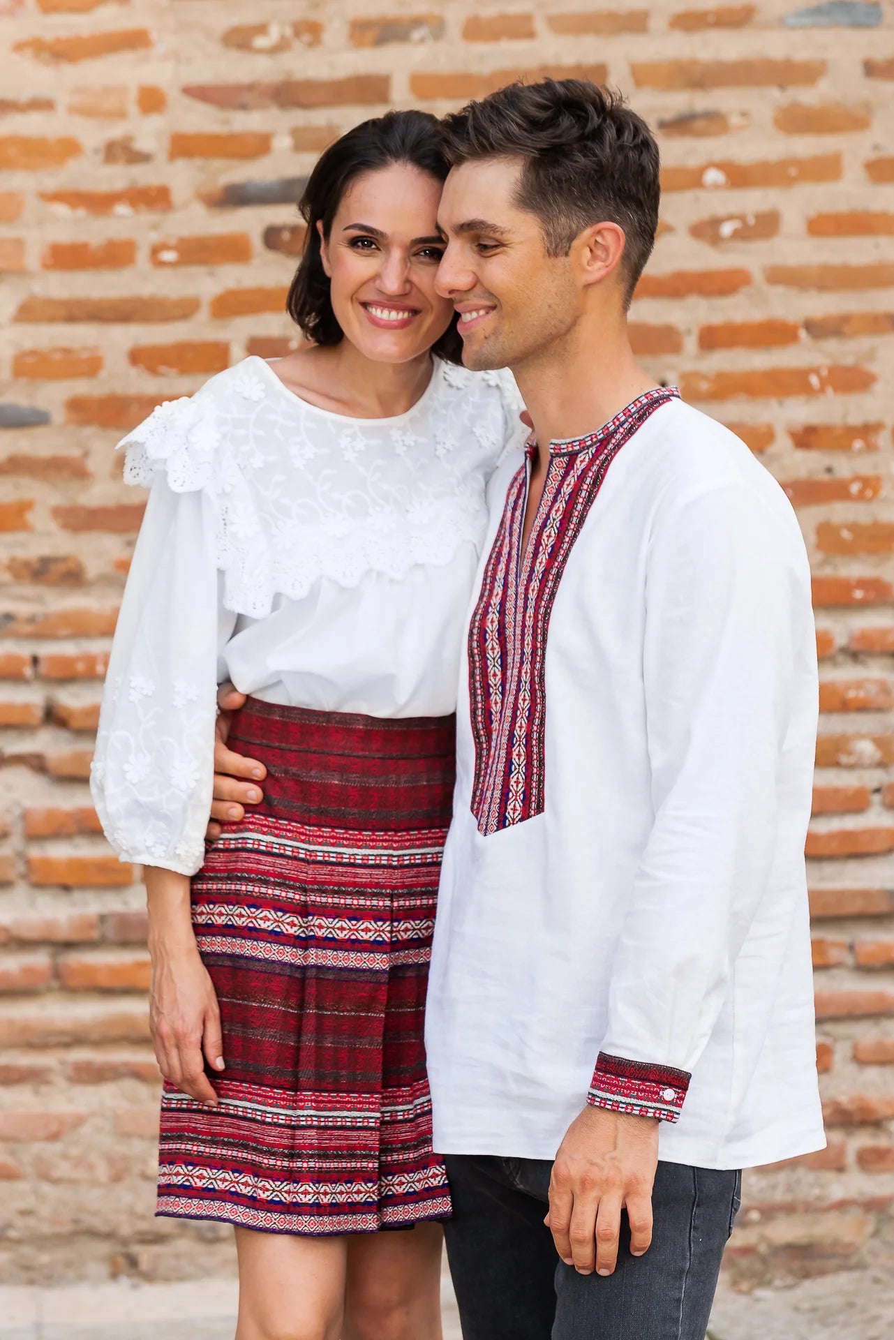 Bluza Alba Maramu cu Broderie Tridimensionala