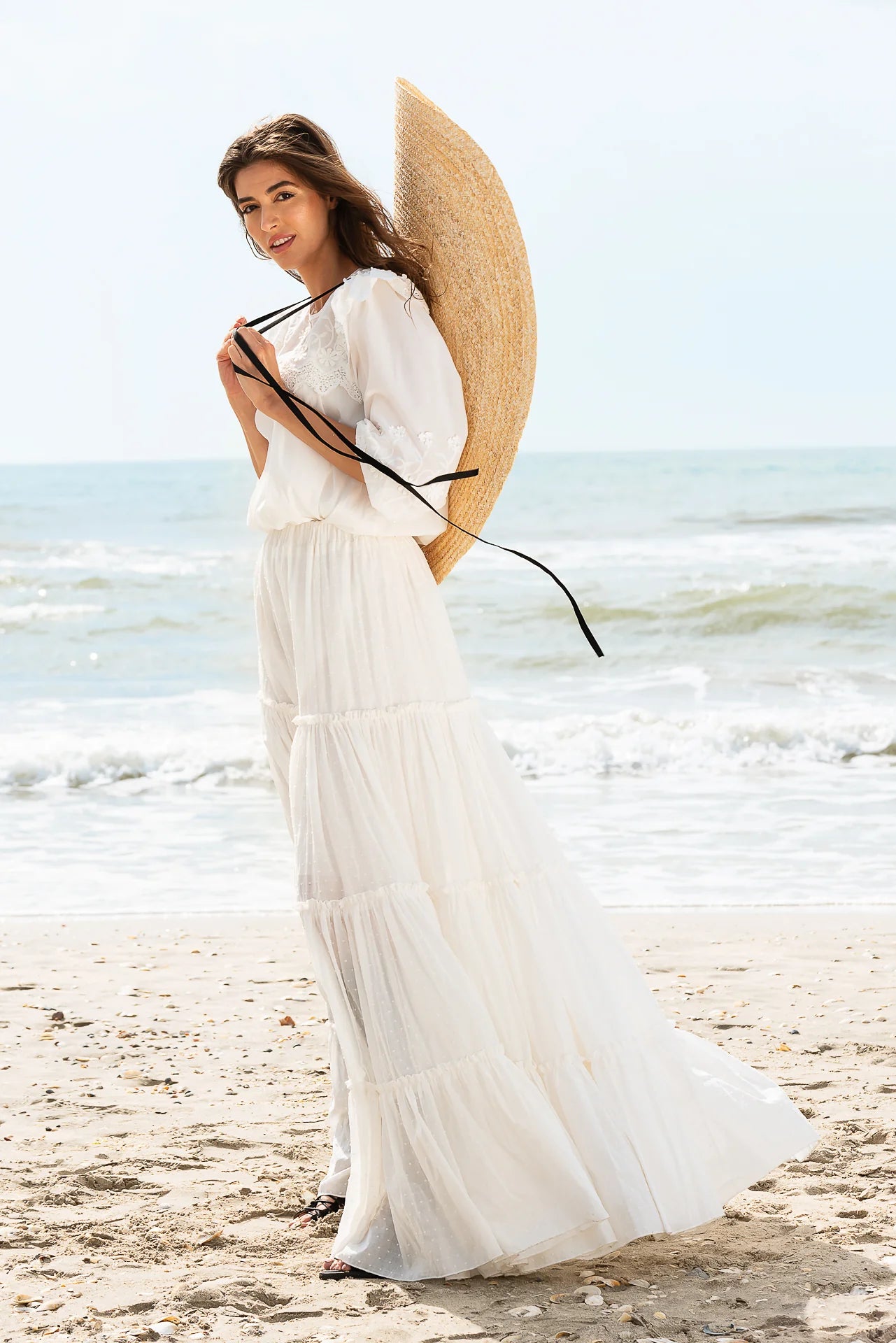 Bluza Alba Maramu cu Broderie Tridimensionala