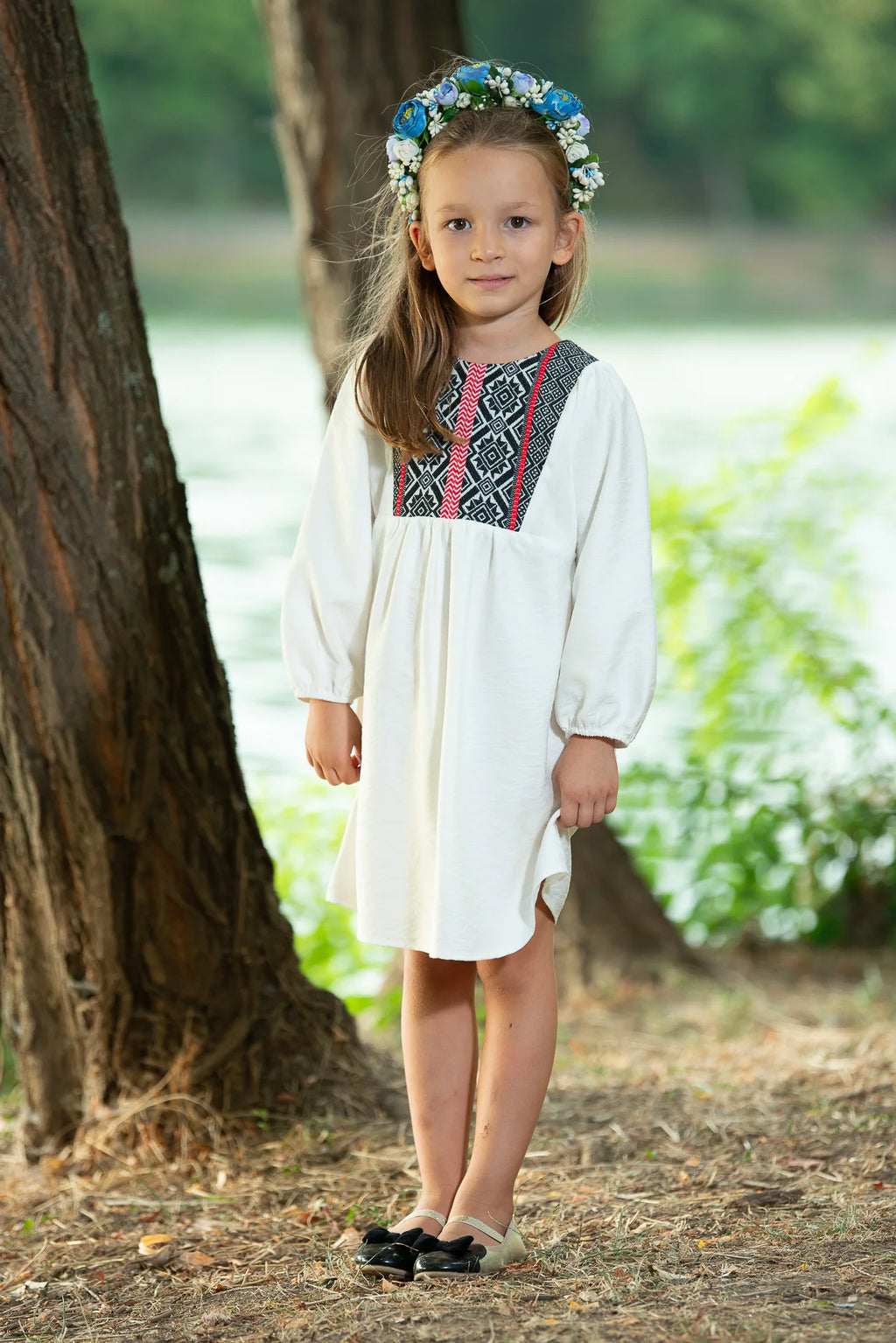 Rochita traditionala Ofelia de fetite 8 - 15 ani
