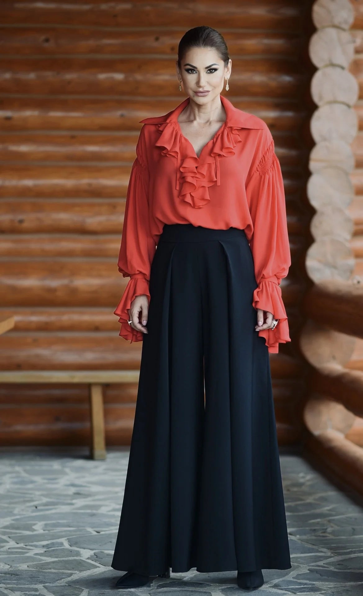 Pantaloni Lungi din Stofa Neagra cu Croiala Ampla si Slituri Frontale