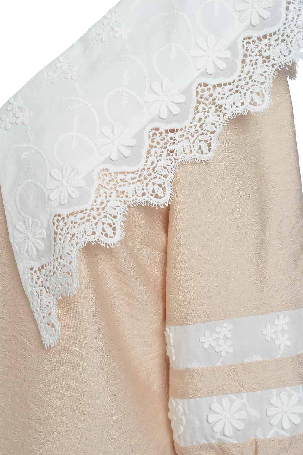 Bluza Crem Cu Guler Din Broderie Tridimensionala