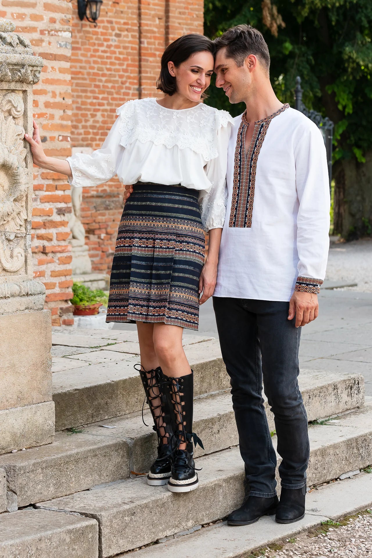 Bluza Alba Maramu cu Broderie Tridimensionala