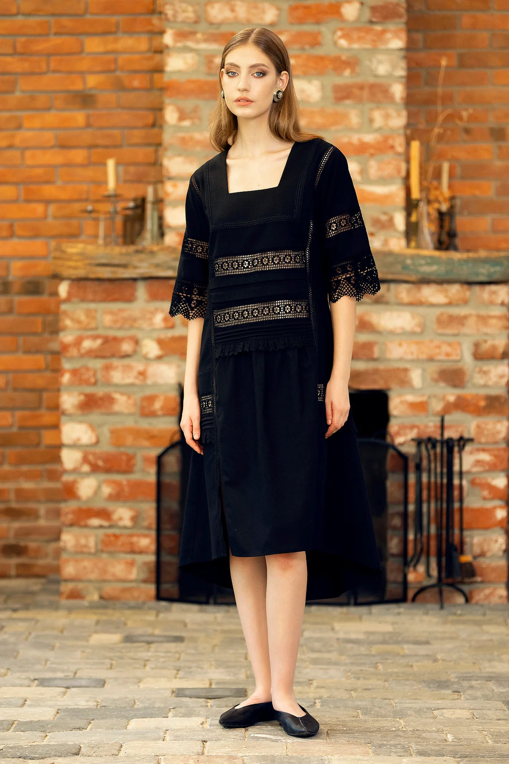 Rochie Neagra Din In Si Dantela Traditionala