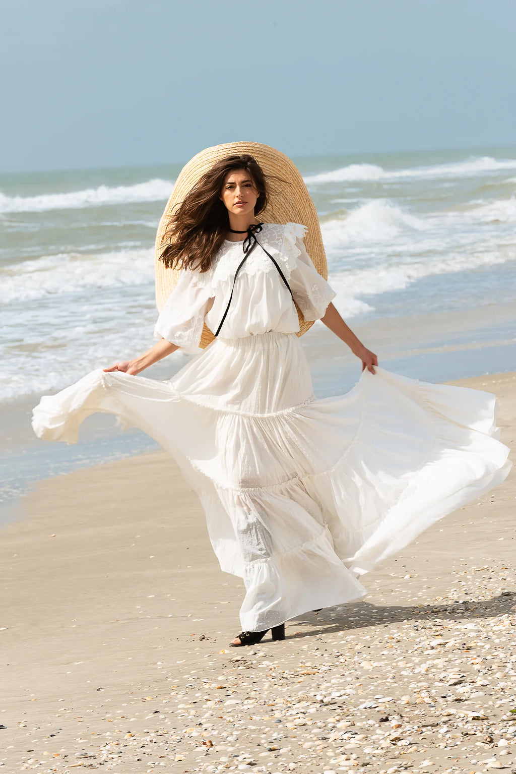 Bluza Alba Maramu cu Broderie Tridimensionala