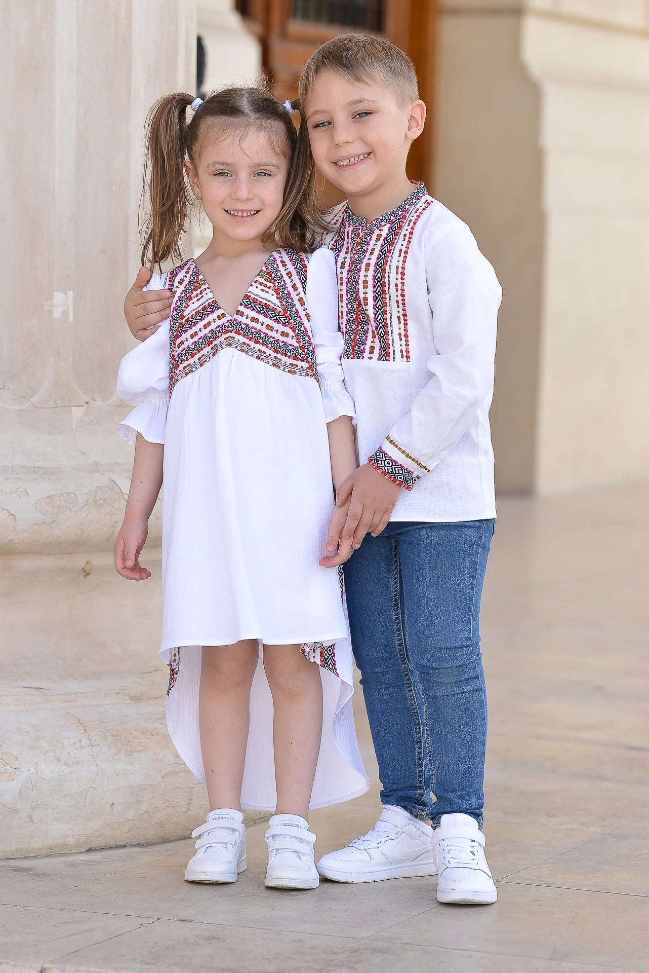 Rochita traditionala fetite Alba Agata 9 luni - 7 ani