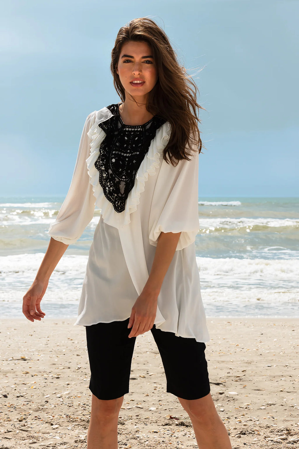 Bluza Alba Ariana cu Maneca Trei Sferturi