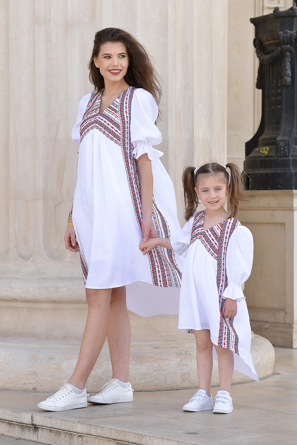 Rochita traditionala fetite Alba Agata 9 luni - 7 ani