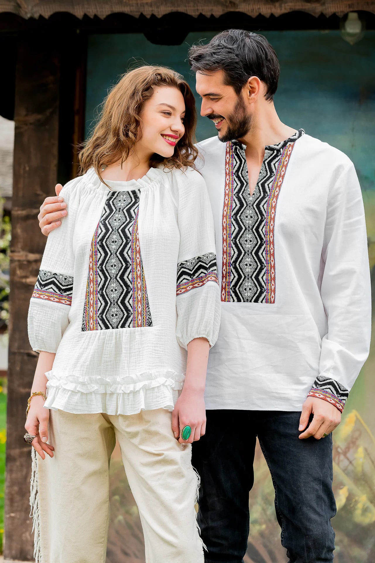 Bluza Stilizata Coloana Recunostintei