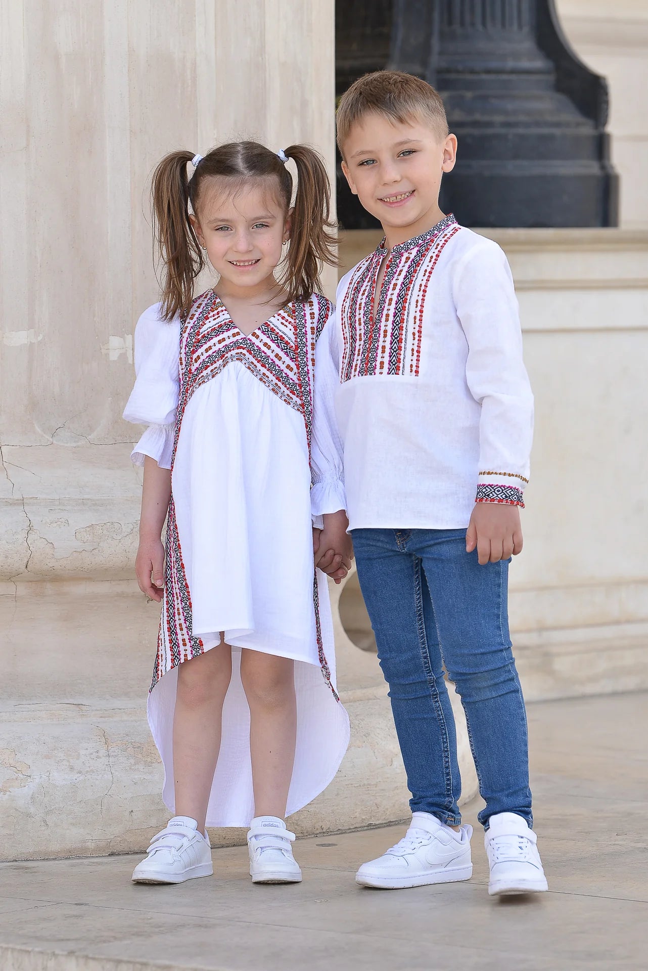 Rochita traditionala fetite Alba Agata 9 luni - 7 ani
