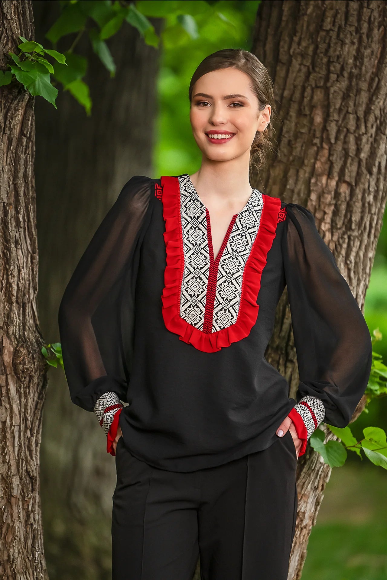Camasa Neagra Izabela