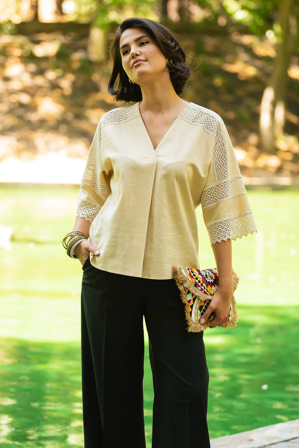 Bluza chimono crem cu dantela traditionala