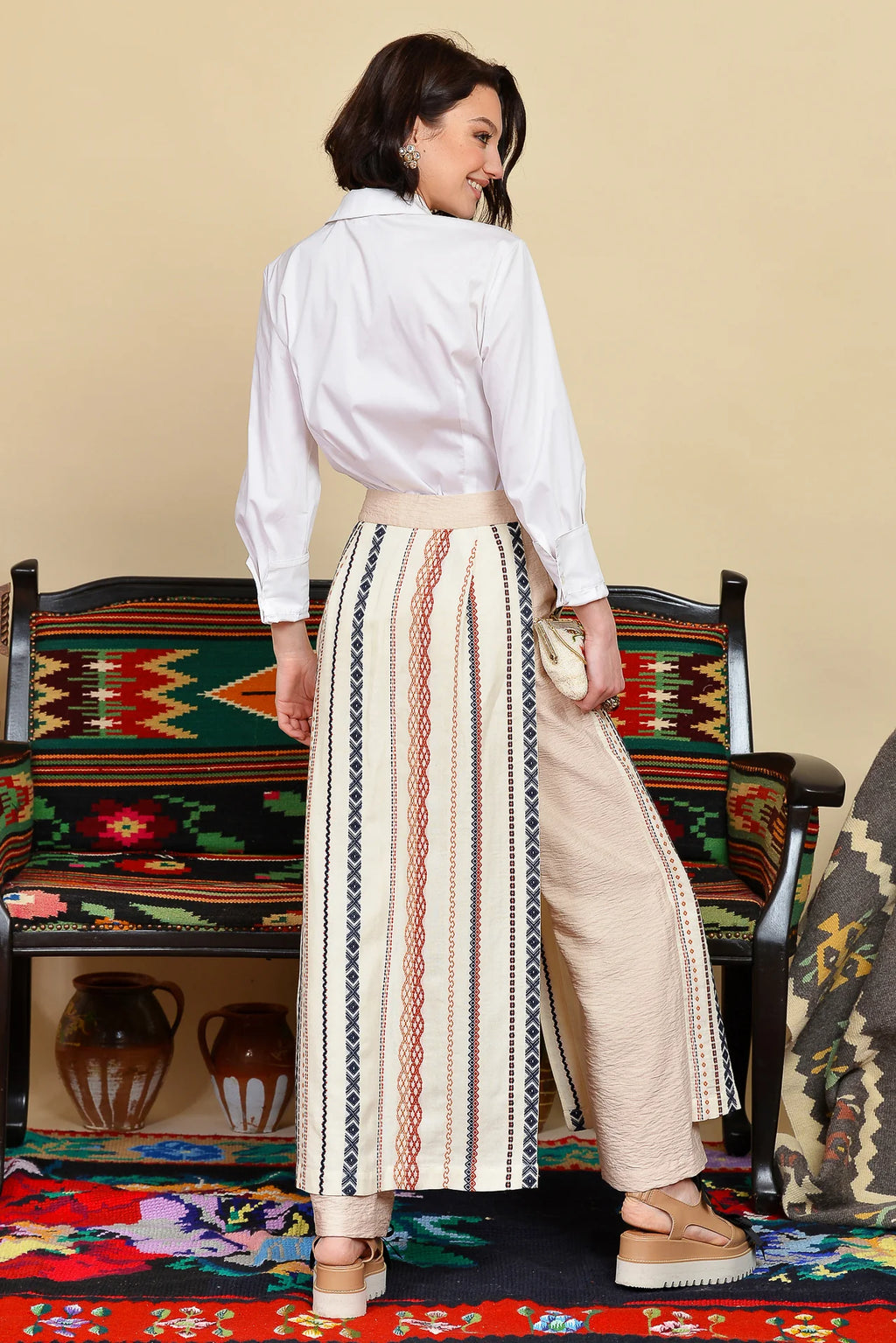 Pantaloni Crem cu Oprege