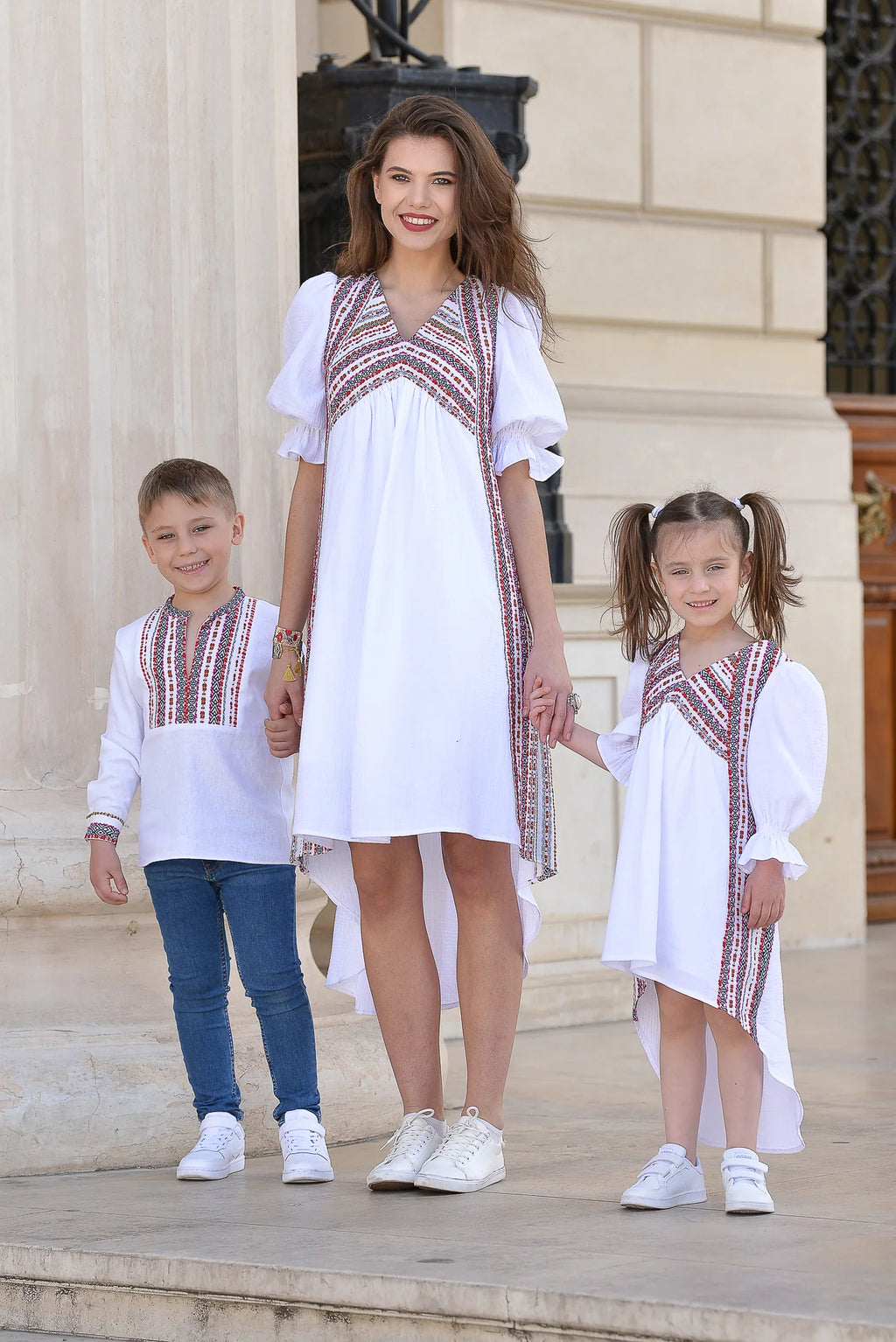 Rochita traditionala fetite Alba Agata 9 luni - 7 ani