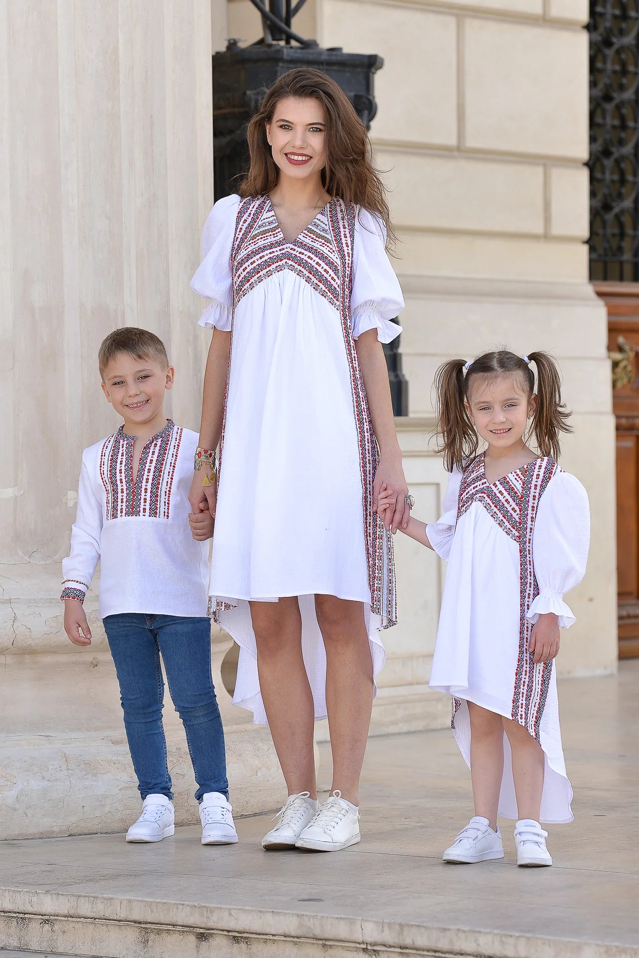 Rochita traditionala fetite Alba Agata 9 luni - 7 ani