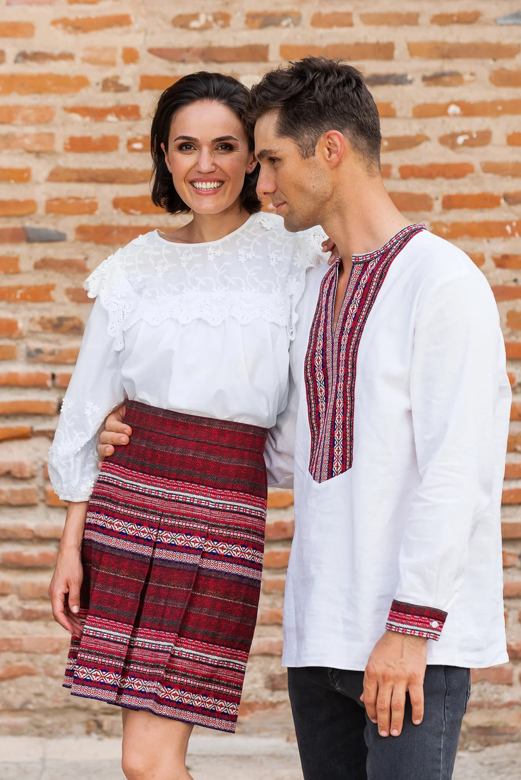 Bluza Alba Maramu cu Broderie Tridimensionala